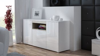VIVA комод напольный CAMA Комод VIVA фабрики Cama (Польша) выпускается в цвете:
- белый матовый/белый глянец + вставка чёрный глянец
- белый матовый/белый глянец + вставка дуб сонома мат
- чёрный матовый/чёрный глянец + вставка белый глянец
