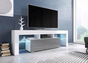 TORO 138 тумба ТВ CAMA TORO 138  тумба ТВ от польской фабрики CAMA Meble с глянцевыми фасадами и стеклянными полками. Размер В/Ш/Г: 41/138/40 см