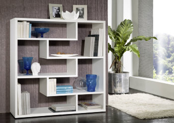 QUBE Стеллаж белый CAMA Стеллаж Qube фабрики Cama (Польша) состоит из шести открытых секций.

Изготовлен из ламинированной ДСП толщиной 32 мм, фланец – ПВХ.